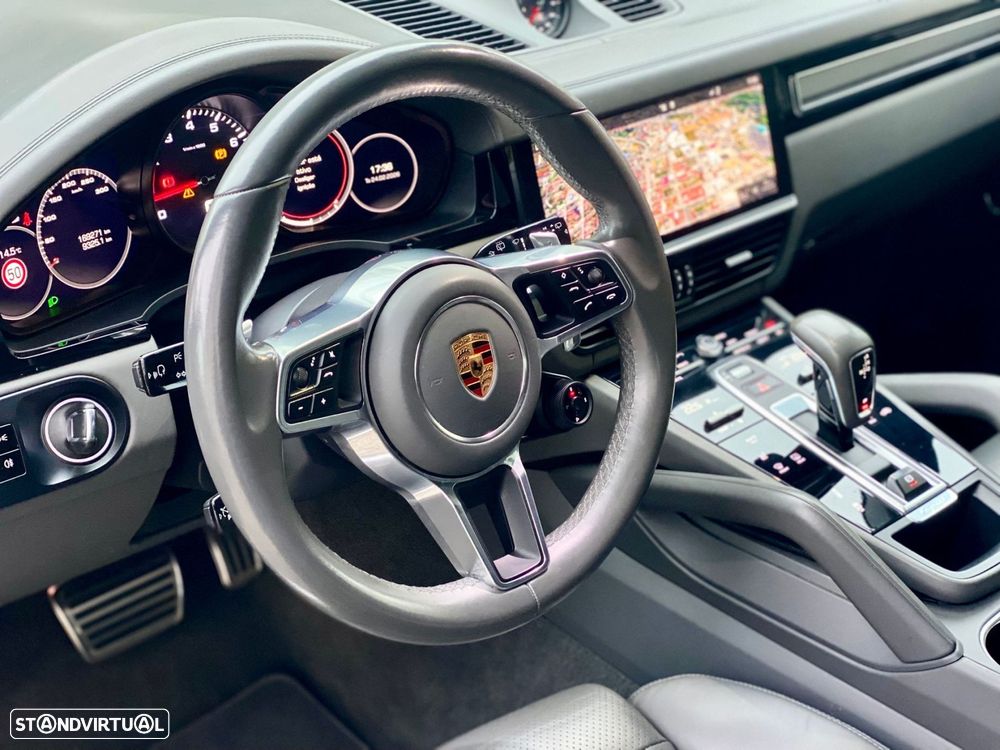 Porsche Cayenne S - 20