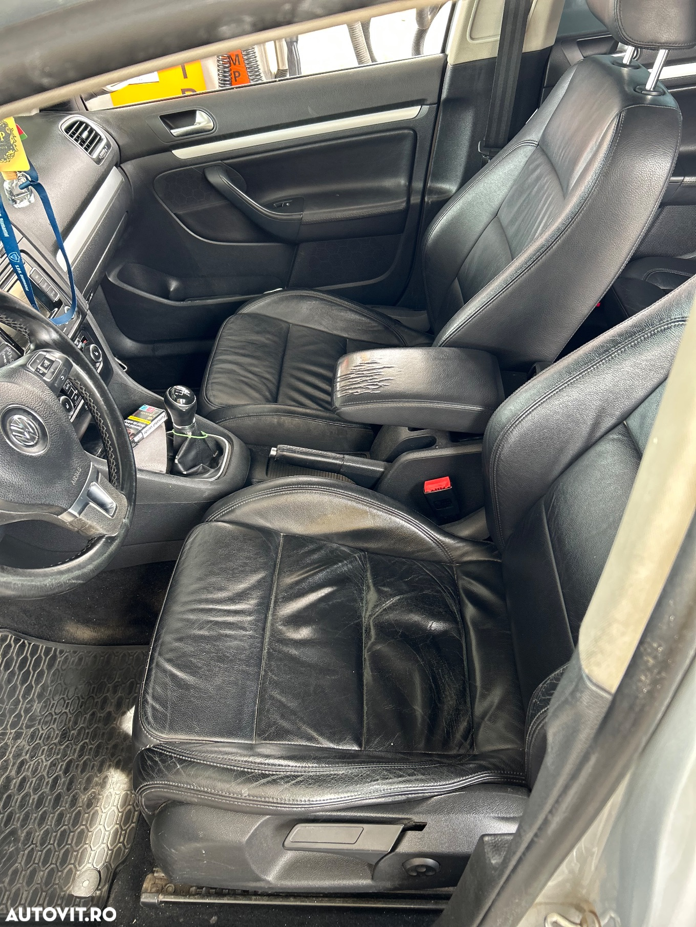 Volkswagen Golf 1.6 TDI DPF 4M BMT Highline - 10