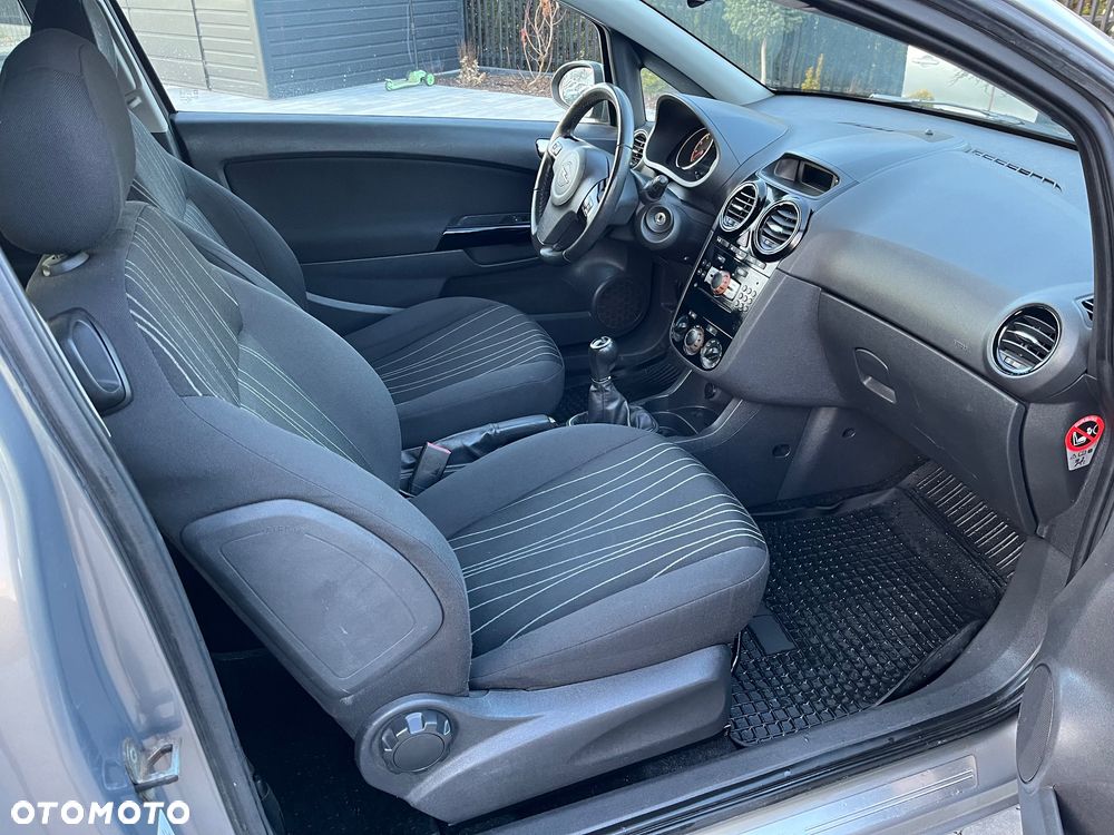 Opel Corsa 1.2 16V 111 - 10