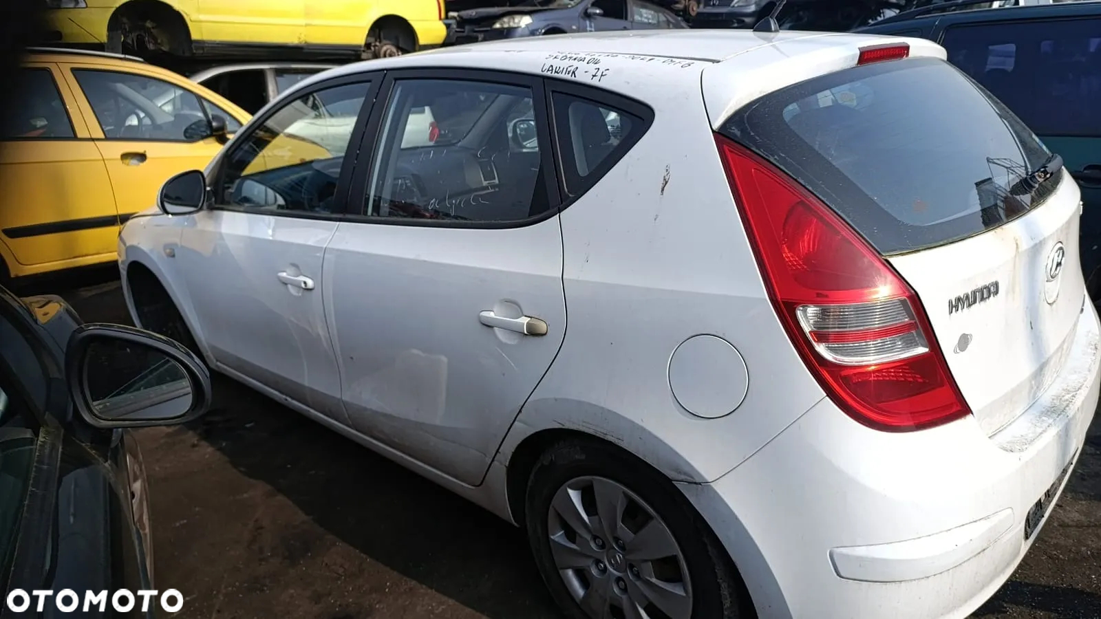 33836 hyundai i30 1.6 crdi 90 km D4FB na części kod lakieru 7F - 20