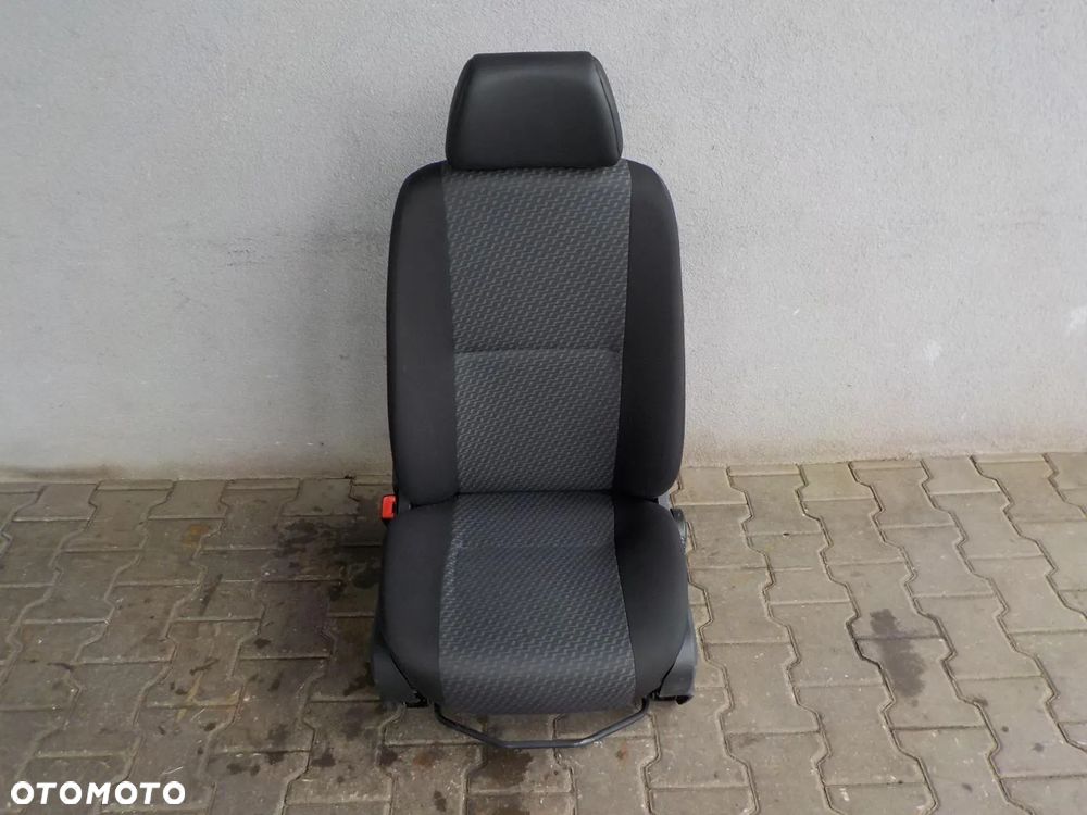 VW CRAFTER LIFT FOTEL SIEDZENIE KIEROWCY - 1