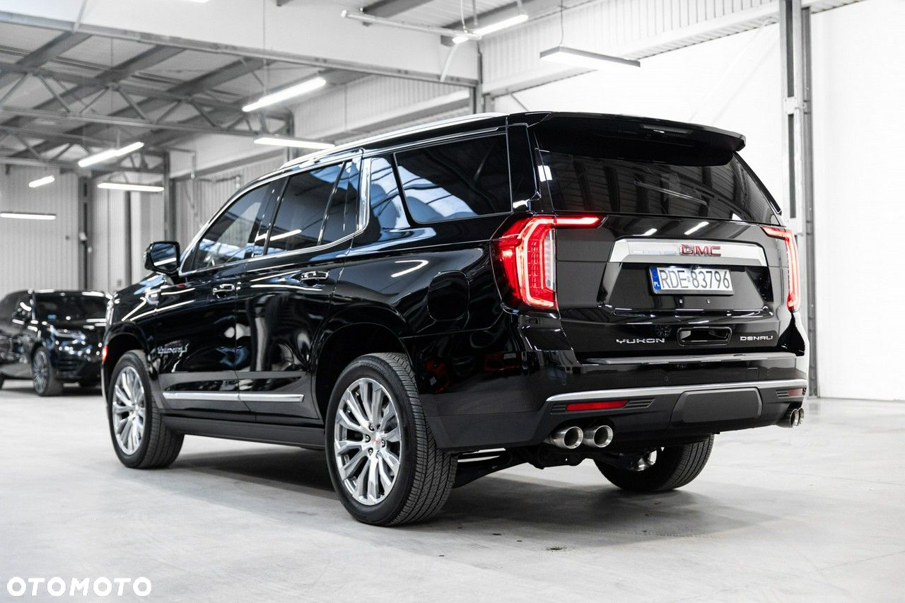 GMC Yukon - 8