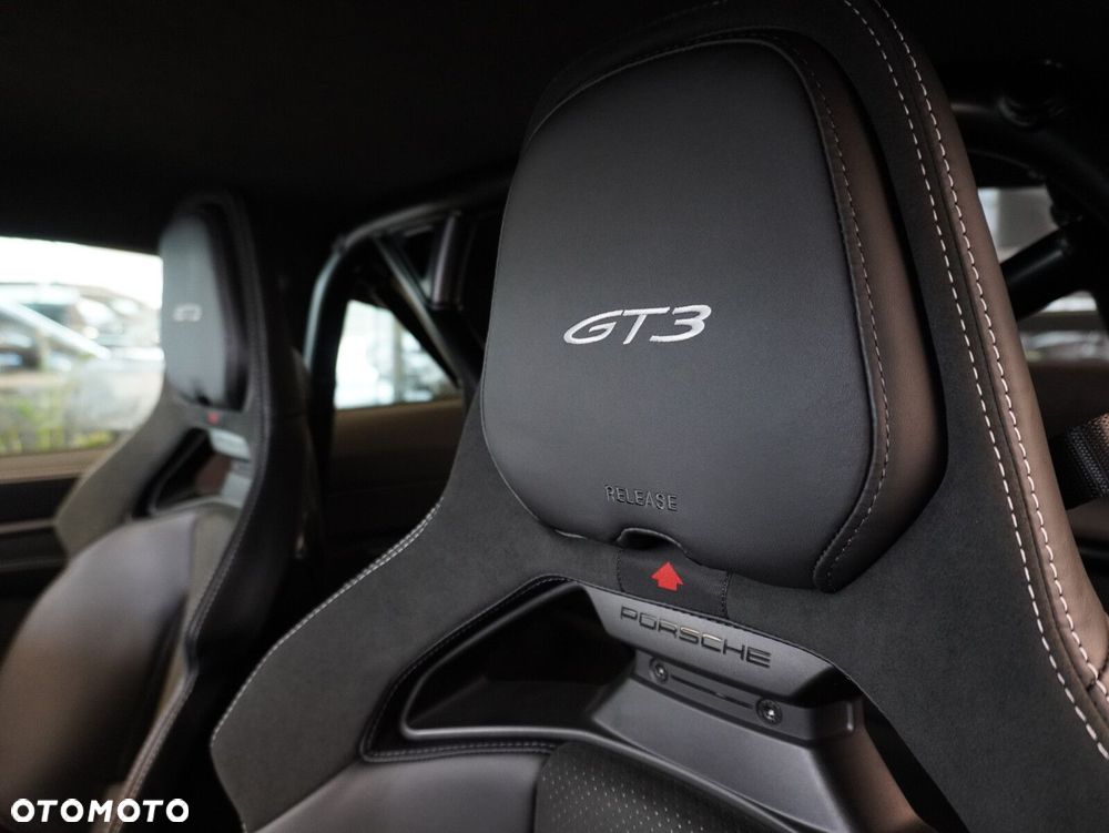 Porsche 911 GT3 PDK - 28