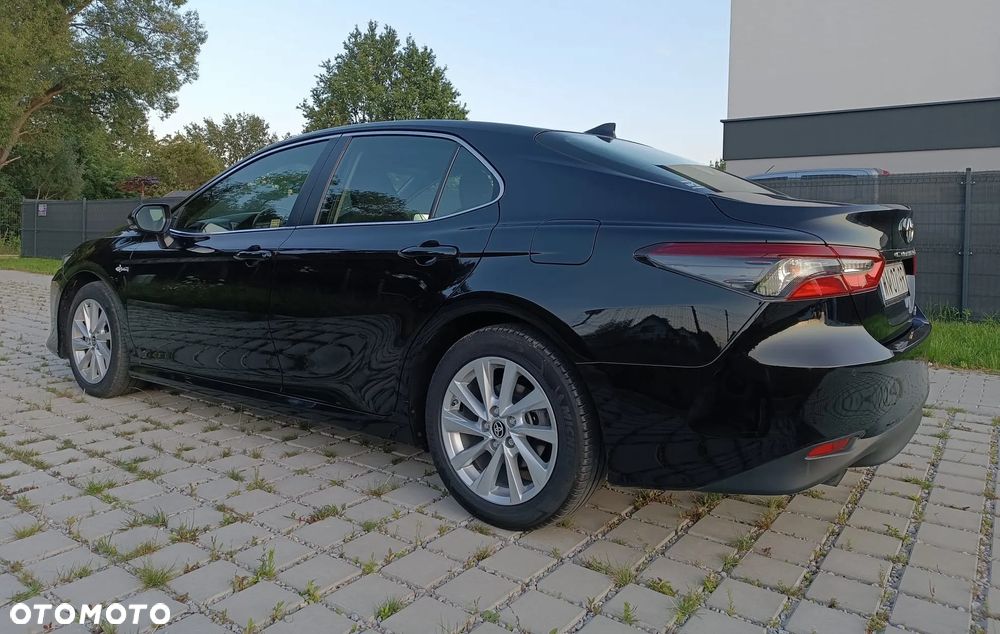 Toyota Camry 2.5 Hybrid Comfort CVT - 4
