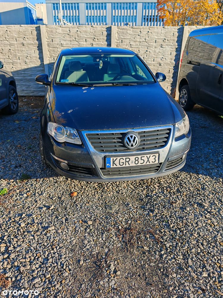 Volkswagen Passat - 22