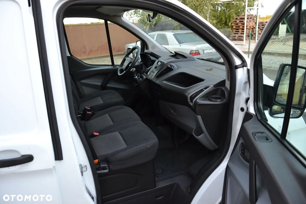 Ford Transit Custom - 21