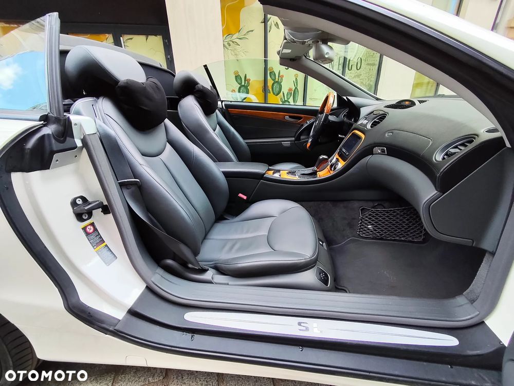 Mercedes-Benz SL - 31