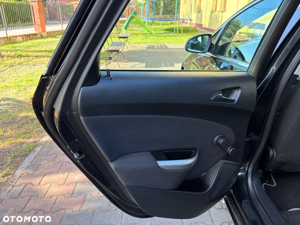 Opel Astra 1.4 Turbo - 23