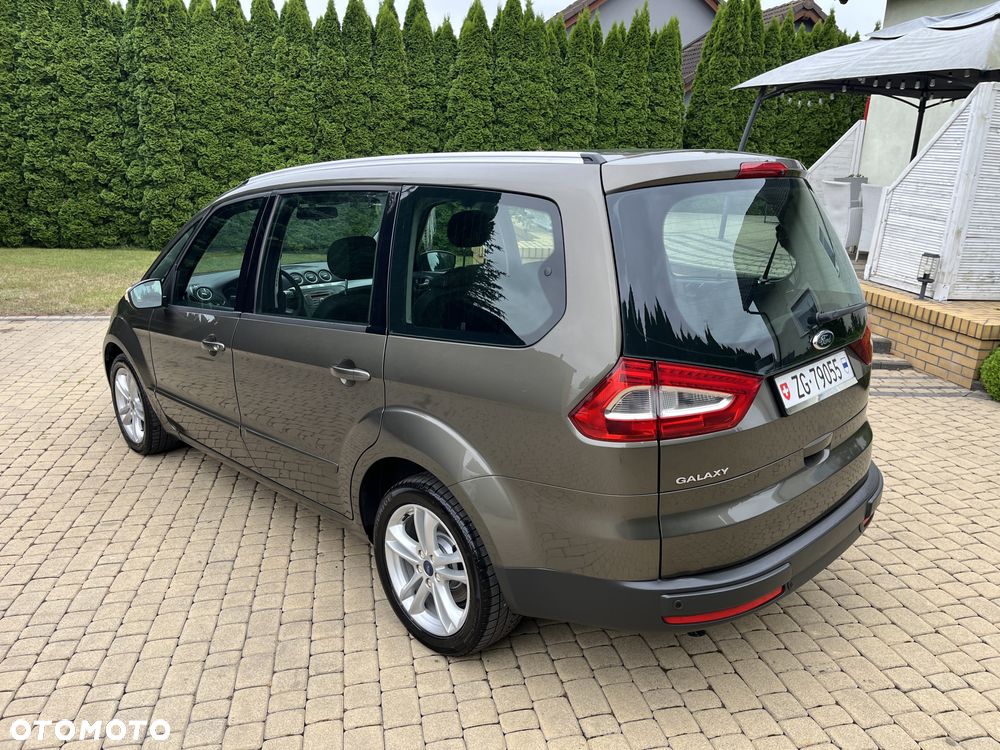Ford Galaxy 2.0 Champions Edition - 34