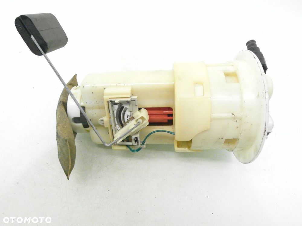 POMPA PALIWA TOYOTA YARIS I (P1) 1.0 VVT- i 68 - 770200D010A - 1