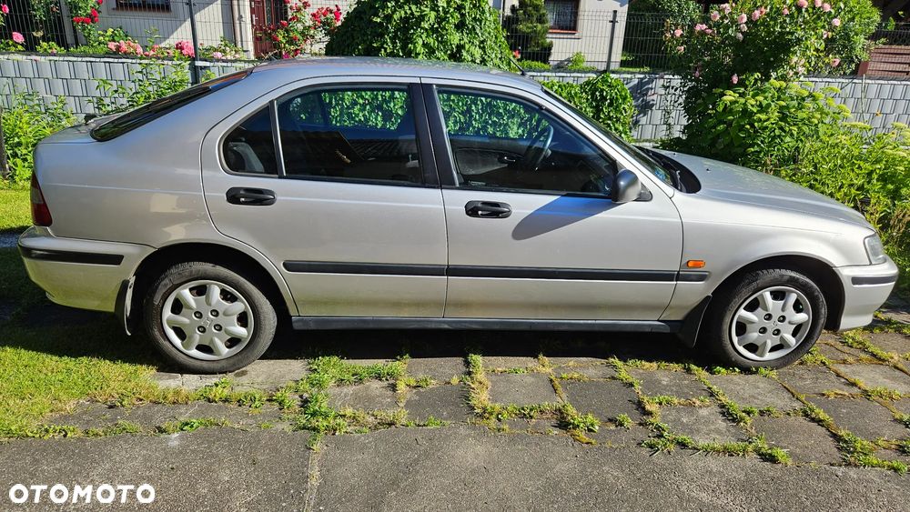 Honda Civic 1.4i - 6