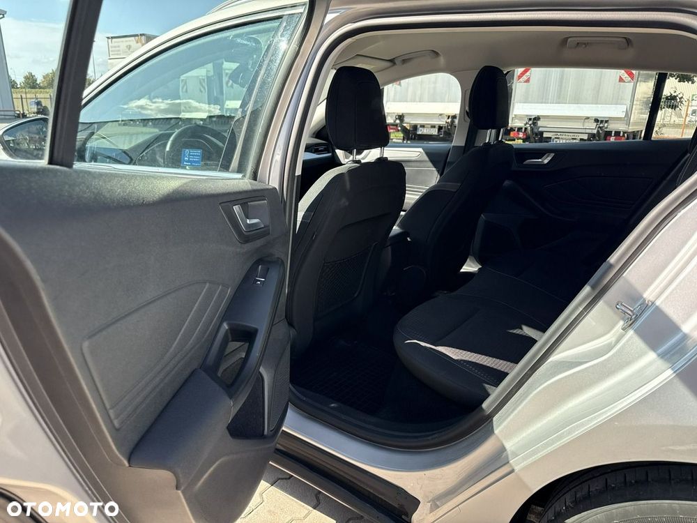 Ford Focus - 14