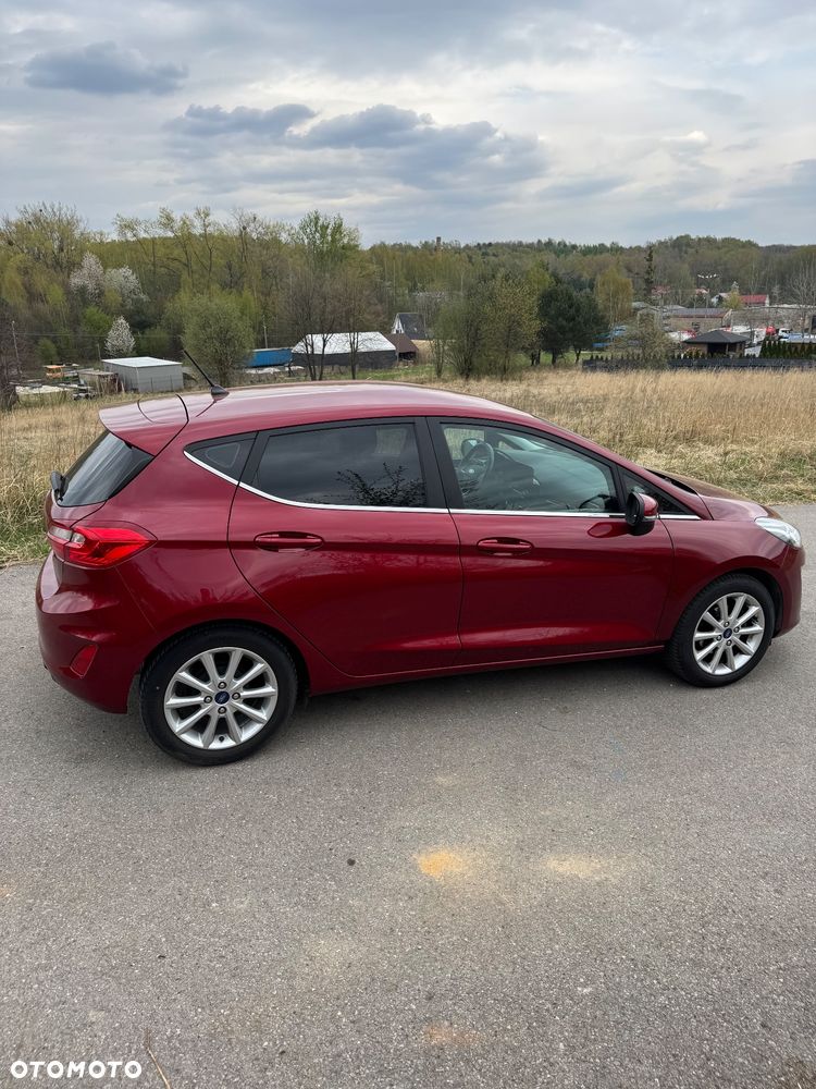 Ford Fiesta 2019 photo 2