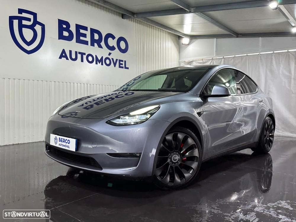 Tesla Model Y Performance Dual Motor AWD - 1