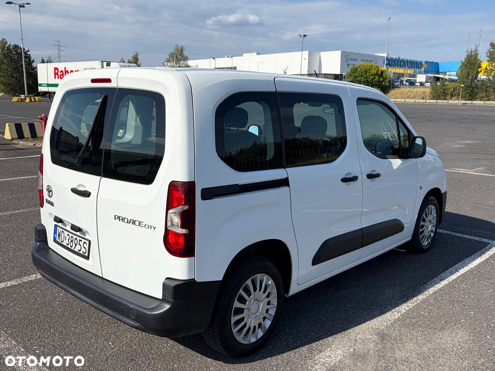 Toyota Proace City Verso 1.5 D-4D Family - 4