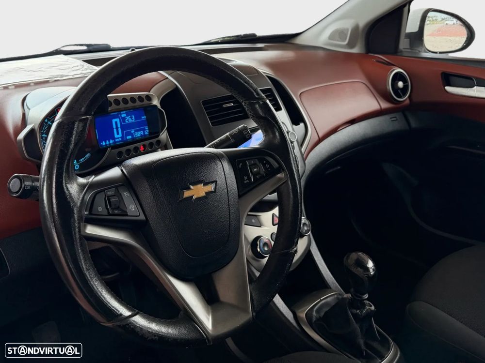 Chevrolet Aveo 1.3 VCDi LTZ - 13