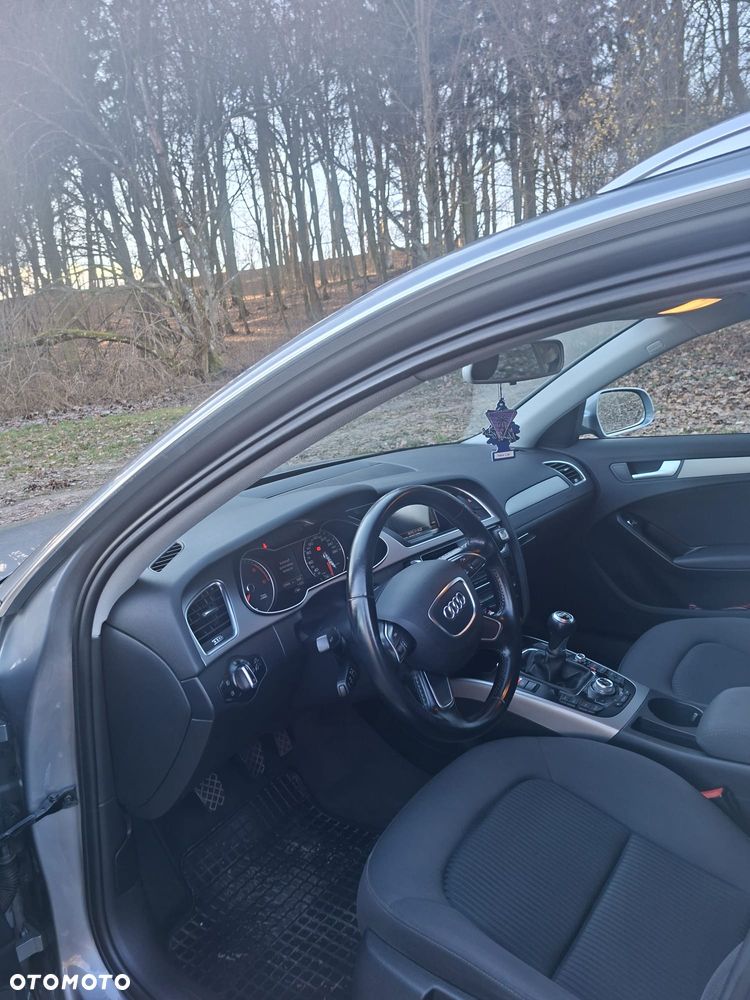 Audi A4 Avant 2.0 TDI ultra - 9