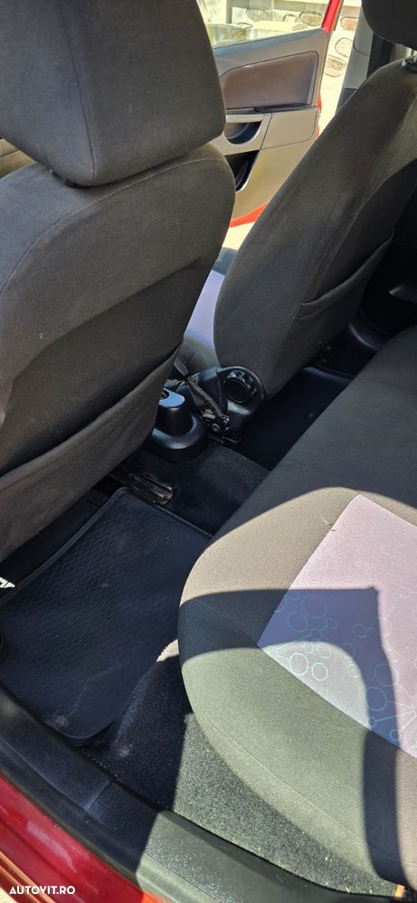 Ford Fiesta 1.4 TDCI Ambiente - 7