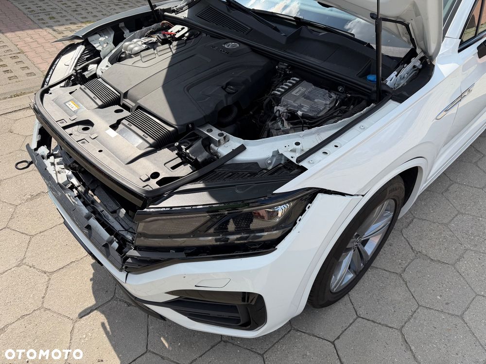 Volkswagen Touareg 3.0 V6 TDI SCR 4Motion Automatik R-Line - 28