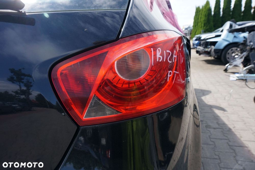 LAMPA TYLNA PRAWA IBIZA IV 6J 5D HB 6J4945096H SEAT 2008-2012 - 2