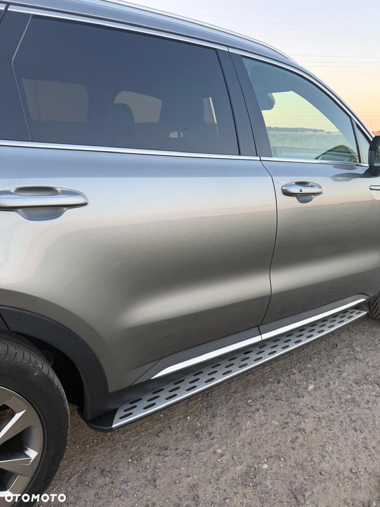 Kia Sorento - 10