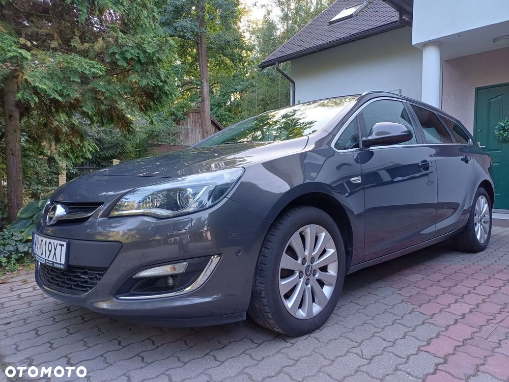 Opel Astra 1.6 CDTI Cosmo - 32