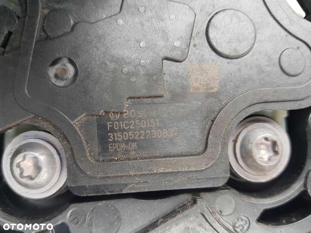 MERCEDES E KLASA W212 LIFT 12-16r 2.2 CDI ZBIORNIK POMPKA ADBLUE - 2