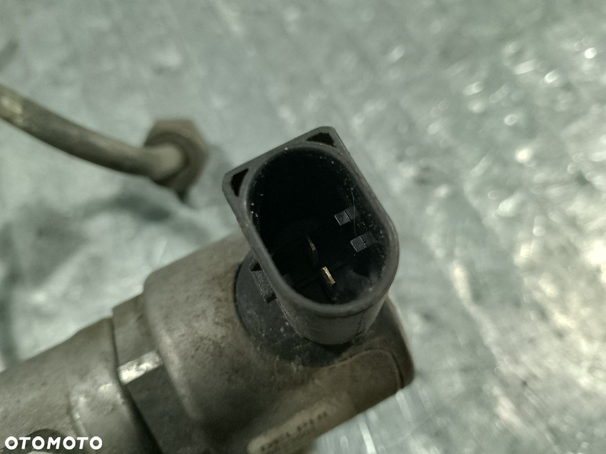 LISTWA WTRYSKOWA VW CRAFTER 03N130093B  04L130764B 28523501 2.0 TDI - 2