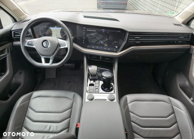 Volkswagen Touareg 3.0 V6 TDI SCR 4Motion Automatik Elegance - 17
