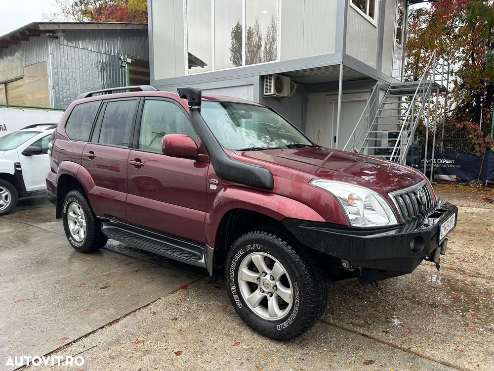 Toyota Land Cruiser - 4
