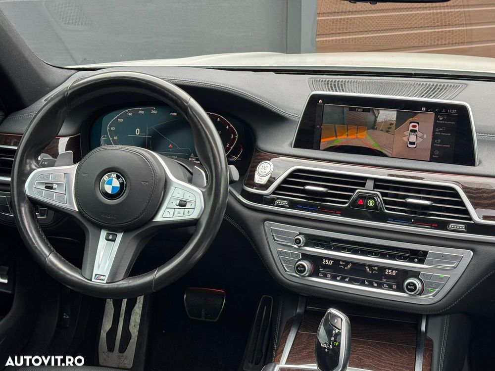 BMW Seria 7 740Li - 13