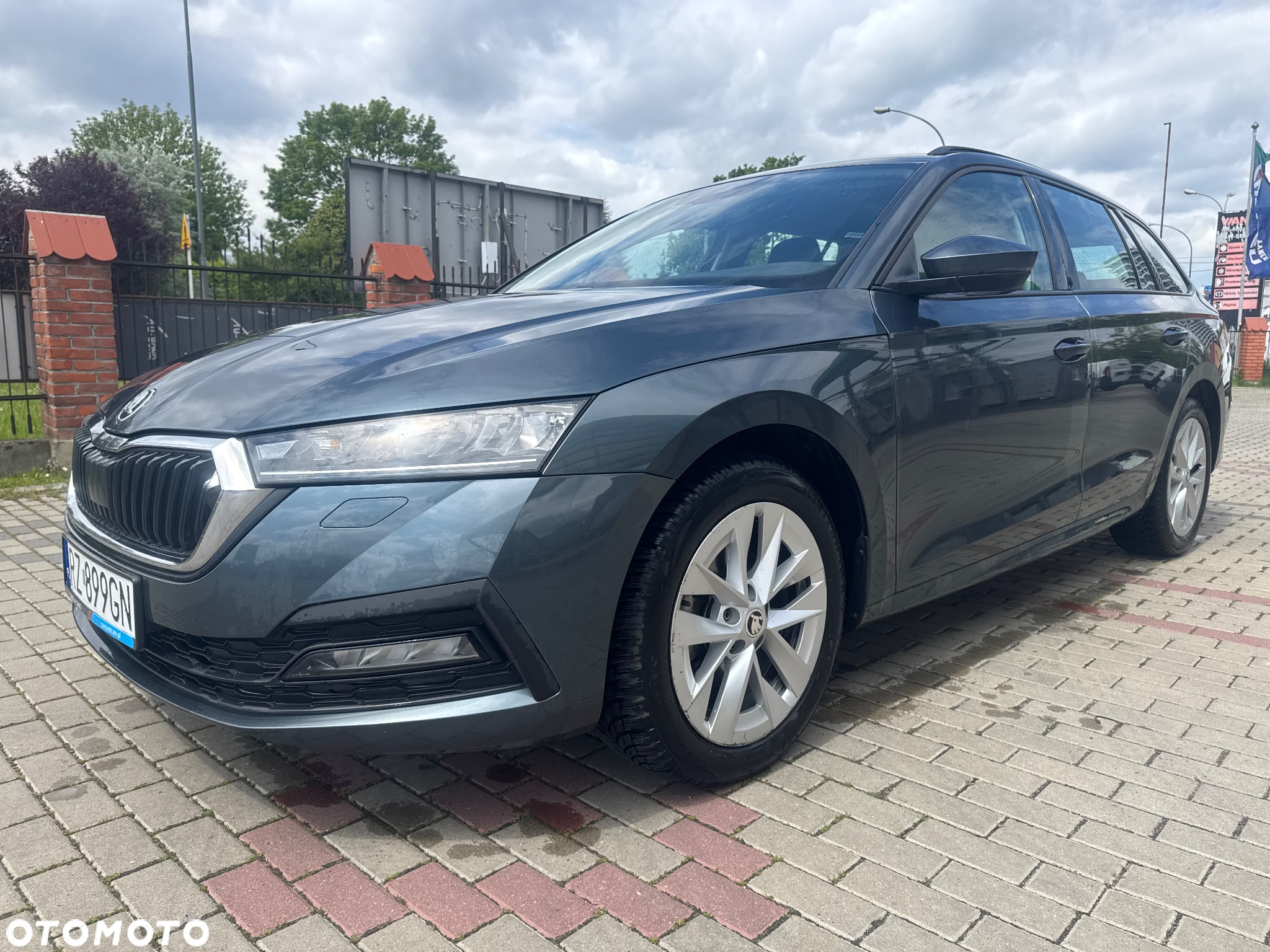 Skoda Octavia 2.0 TDI Style DSG - 39