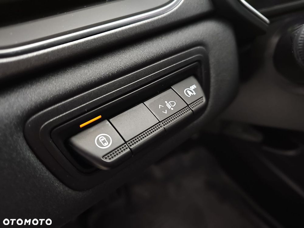 Renault Captur 1.3 TCe mHEV Techno EDC - 12