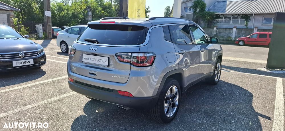 Jeep Compass - 2