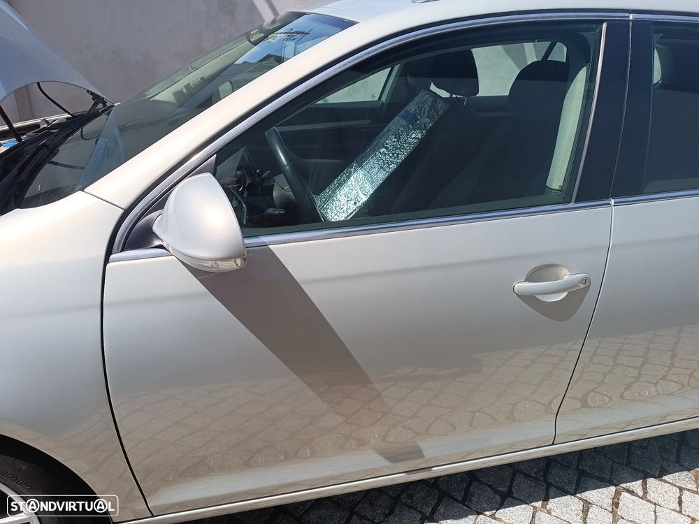 VW Golf Variant 1.6 TDi Highline - 36