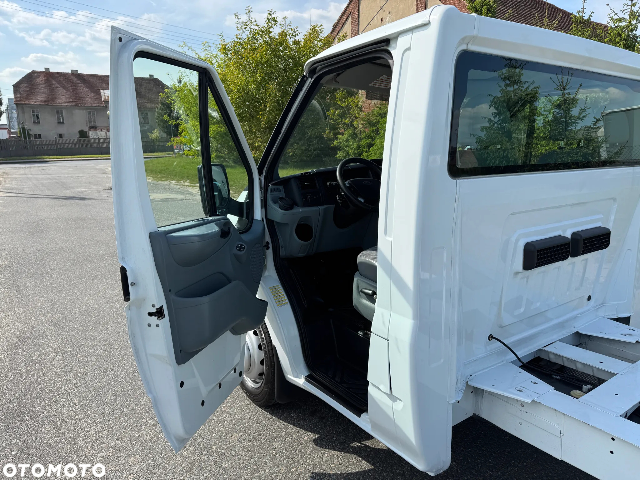 Ford Transit * 2.2 / 155KM * Max długa rama do zabudowy * Koła bliźniacze * - 20