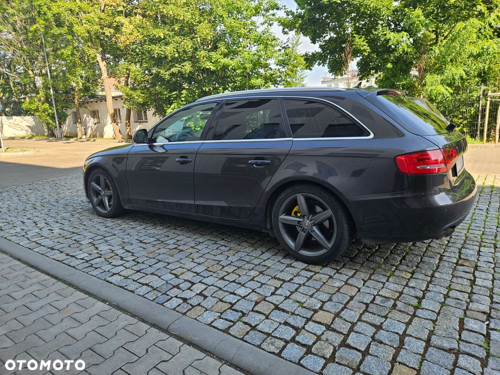 Audi A4 Avant 2.0 TDI DPF Ambition - 4