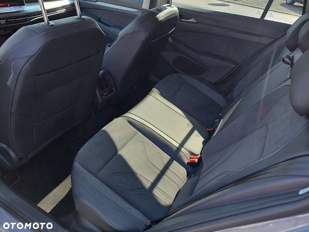 Volkswagen Golf - 14