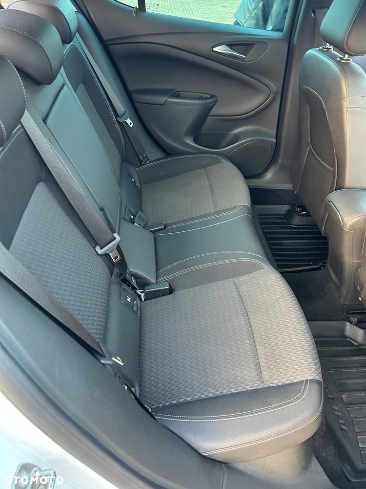 Opel Astra 1.6 CDTI Cosmo - 22