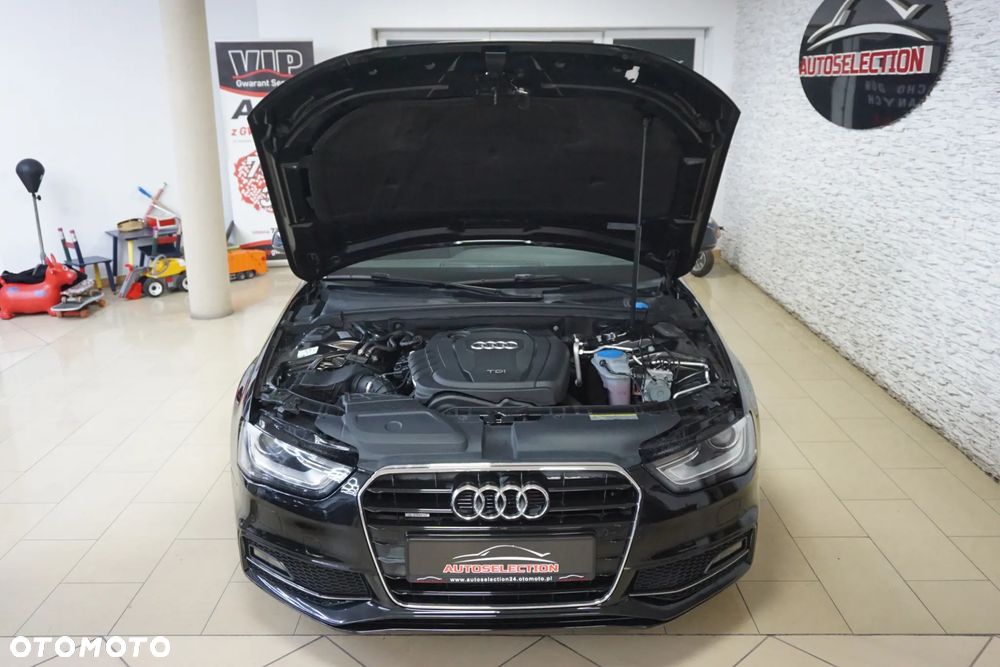 Audi A4 Avant 2.0 TDI DPF quattro S tronic S line Sportpaket - 8