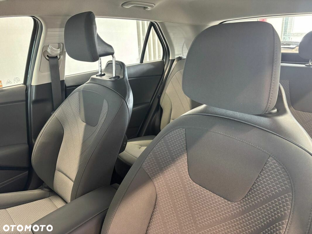 Kia Niro 1.6 GDI Hybrid M - 11