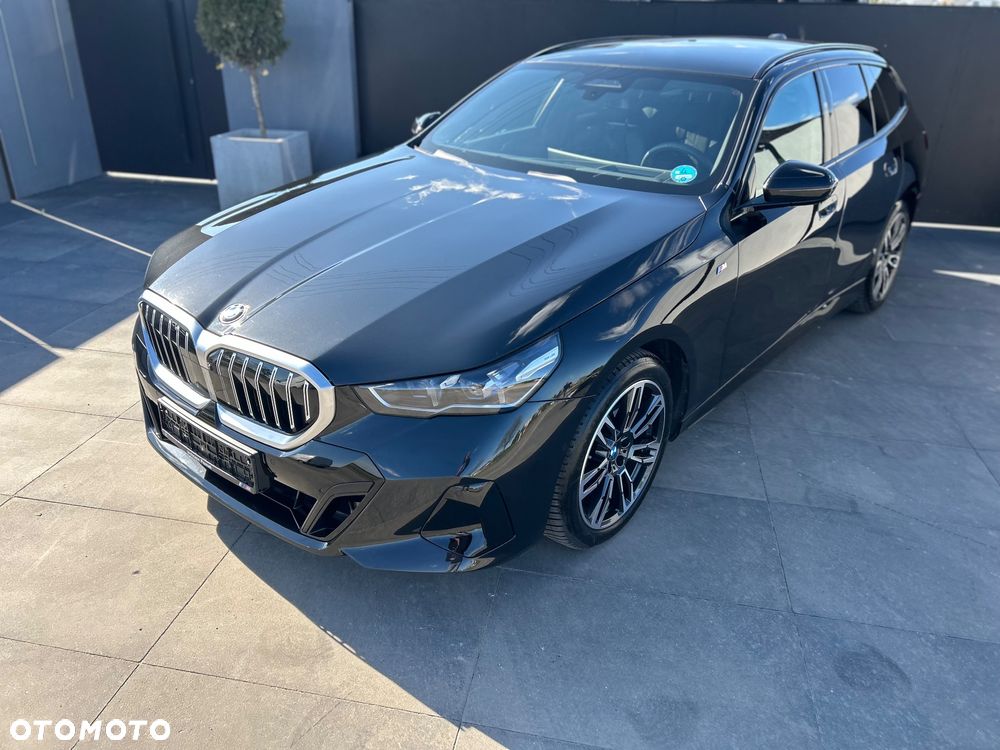 BMW Seria 5 520d xDrive - 11