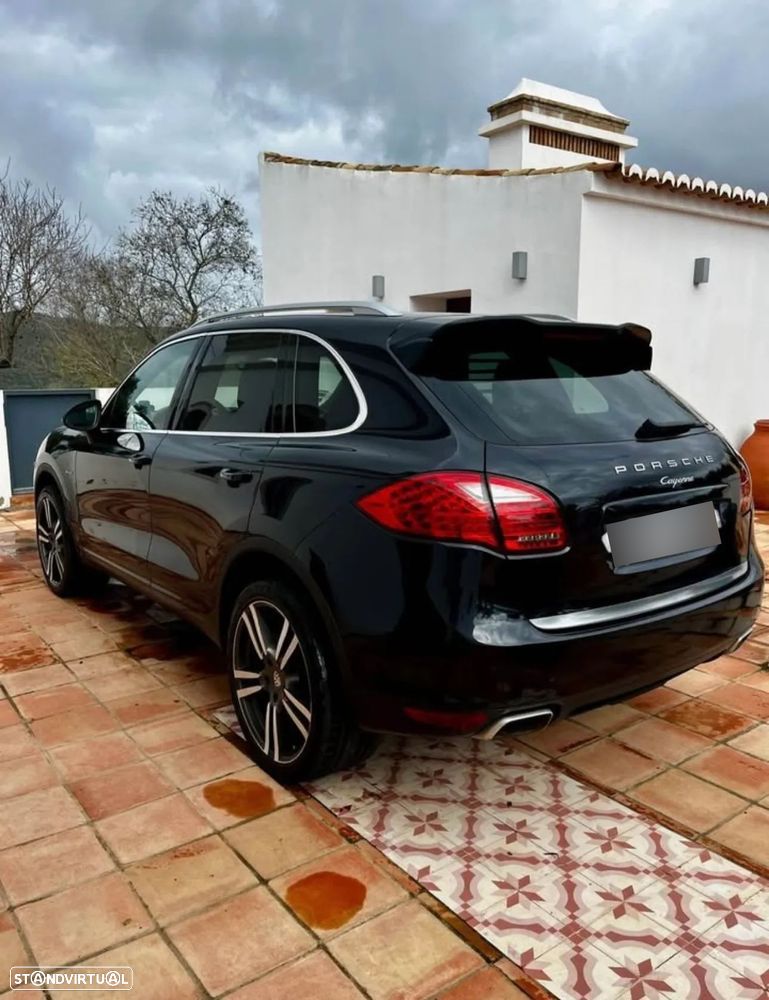 Porsche Cayenne Platinum Edition - 5