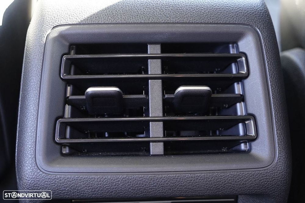 VW Tayron 1.5 eTSI Urban DSG - 24