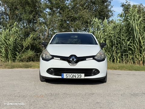 Renault Clio - 2