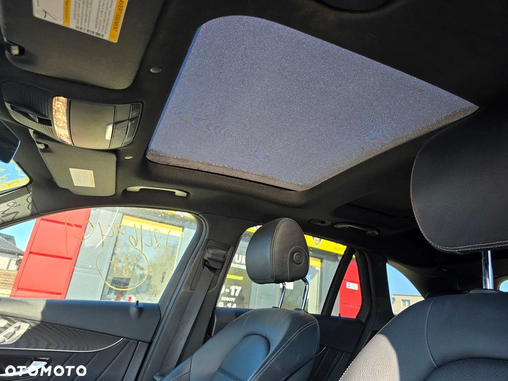 Mercedes-Benz GLC 300 4Matic 9G-TRONIC Edition Avantgarde - 21