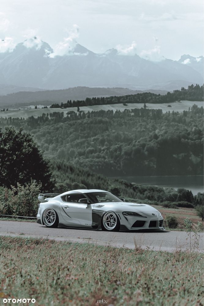 Toyota Supra - 10