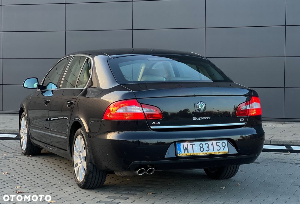 Skoda Superb 2.0 TDI 4x4 Elegance DSG - 5