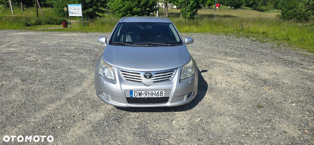 Toyota Avensis 1.8 Sol plus - 1