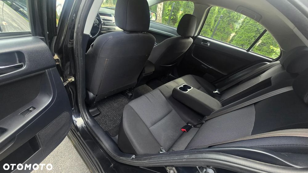 Mitsubishi Lancer 1.8 Intense - 18